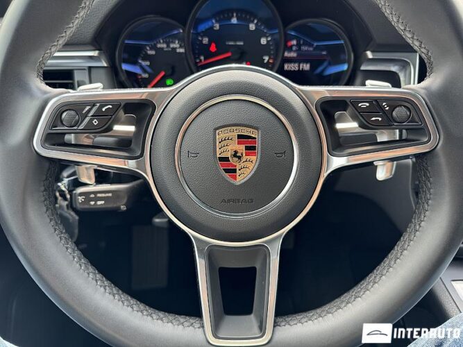 Porsche Macan 51 porsche Macan 2019