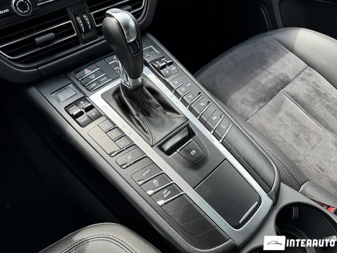 Porsche Macan 54 porsche Macan 2019