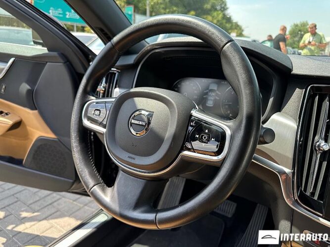 Volvo S 90 34 interauto-car