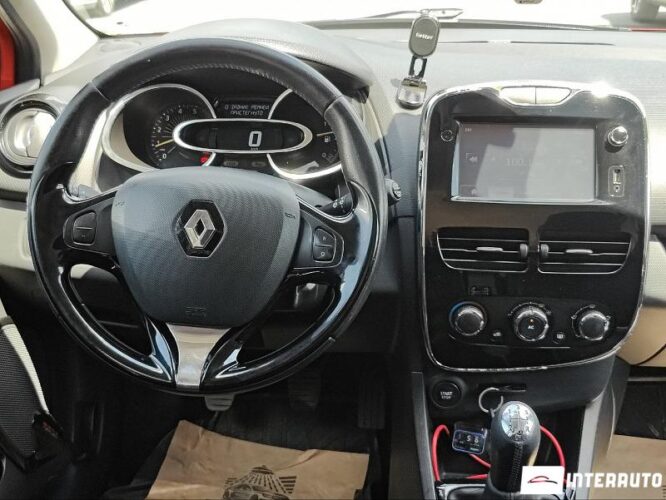 Renault Clio 41 renault Clio 2015