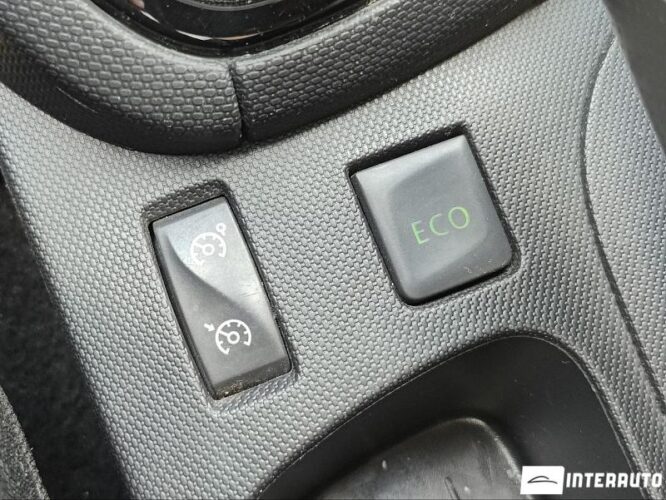 Renault Clio 45 renault Clio 2015