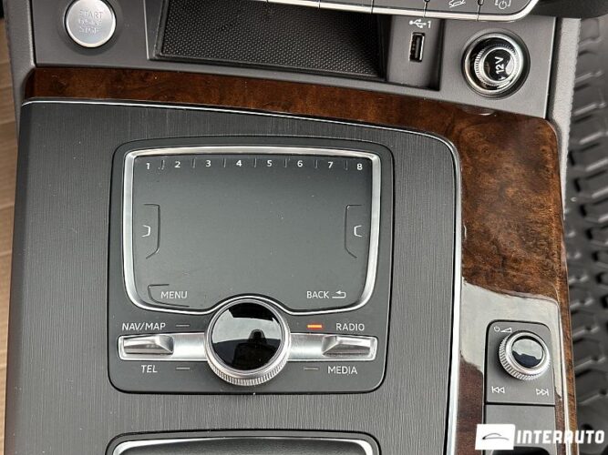 Audi Q5 46 audi Q5 2019