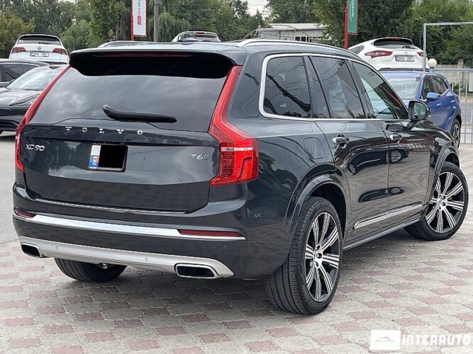 volvo XC 90 2021