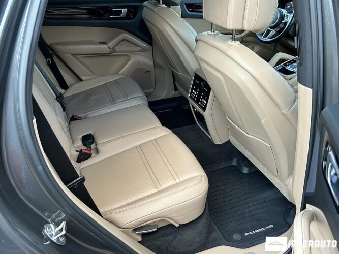 Porsche Cayenne 55 porsche Cayenne 2019