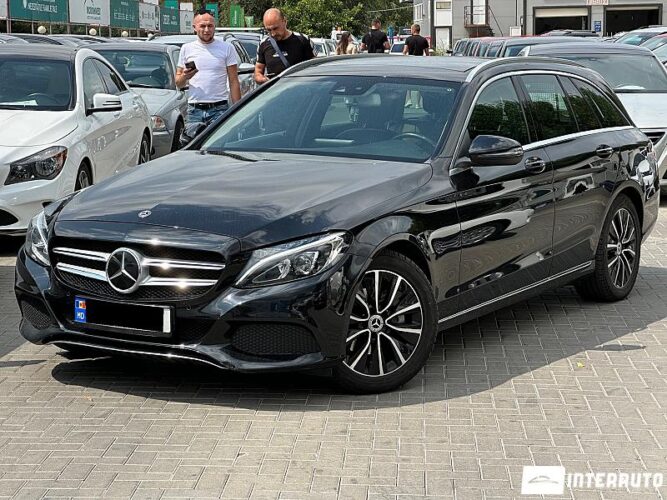 Mercedes C 200 2018 doar la InterAuto