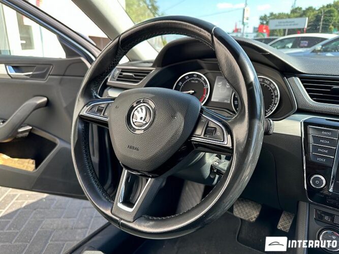 Skoda Superb 41 skoda Superb 2016