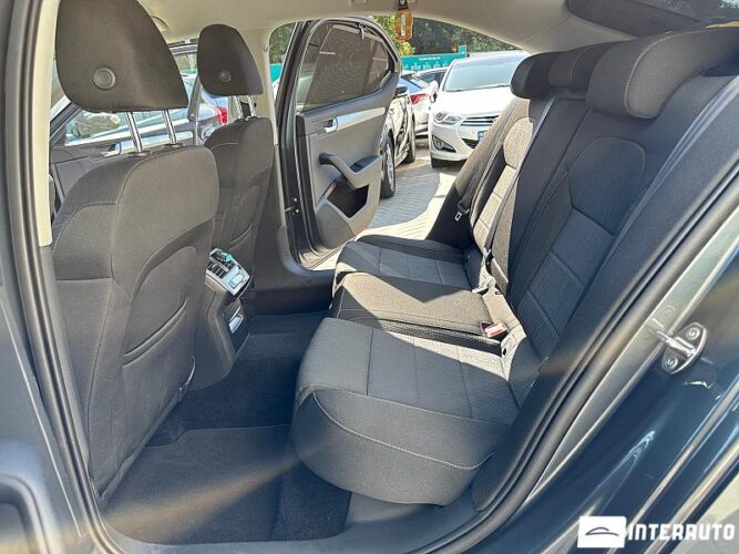 Skoda Superb 36 skoda Superb 2016