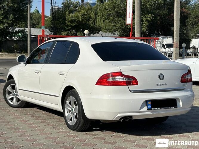 skoda Superb 2011