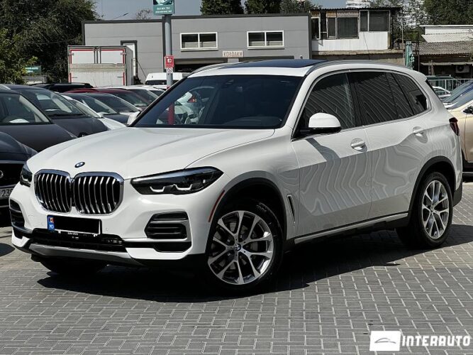 BMW X5 4.0i 2021 doar la InterAuto