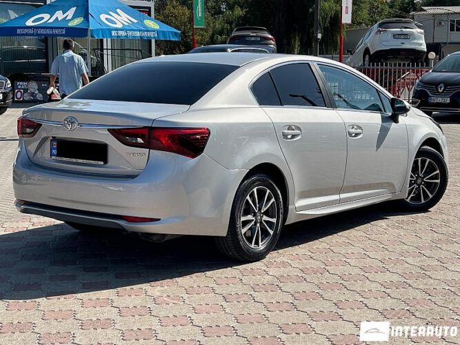 toyota Avensis 2016