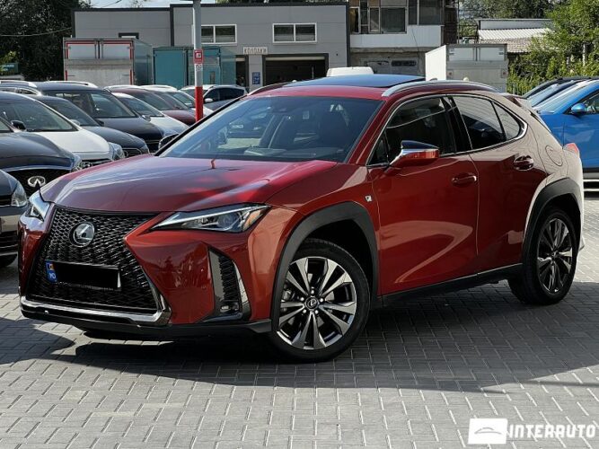 Lexus UX 200 2018 doar la InterAuto