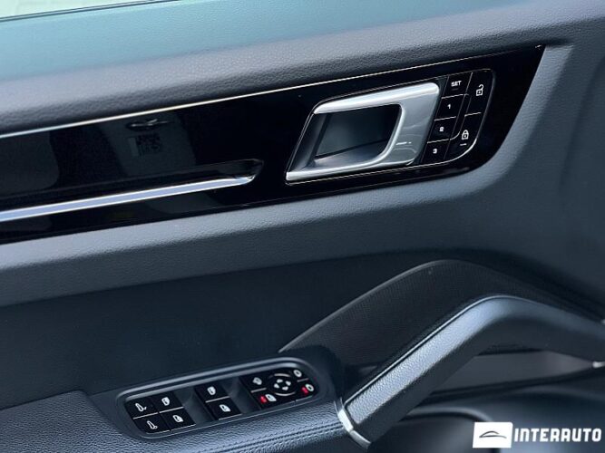 porsche Cayenne Coupe 2020