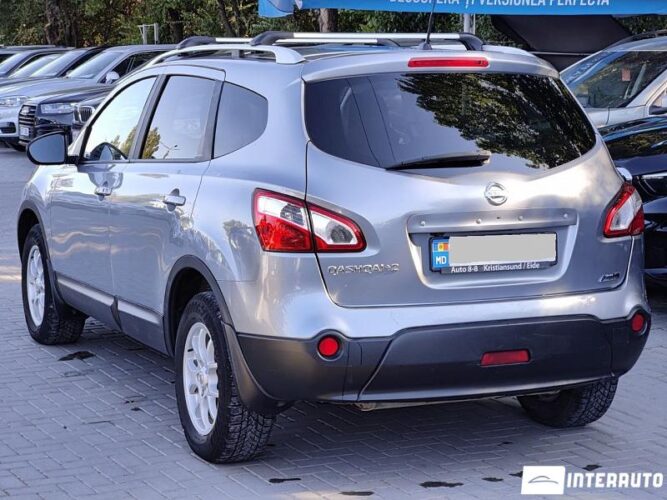 nissan Qashqai+2 2011