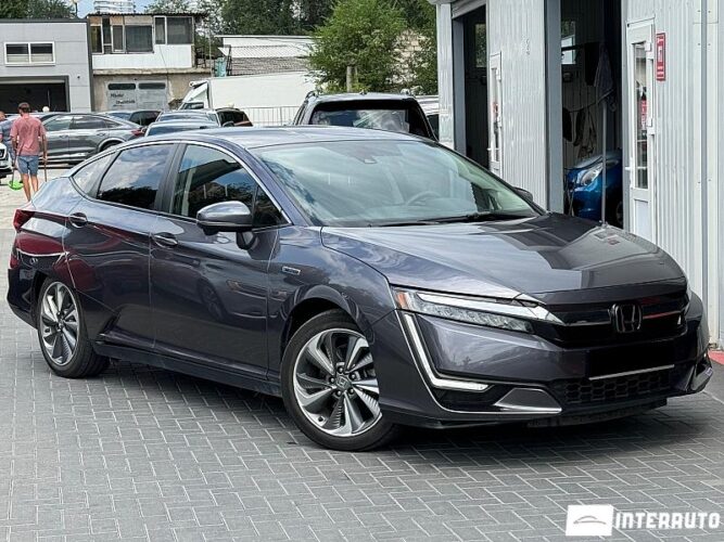 Honda Clarity 2018 doar la InterAuto