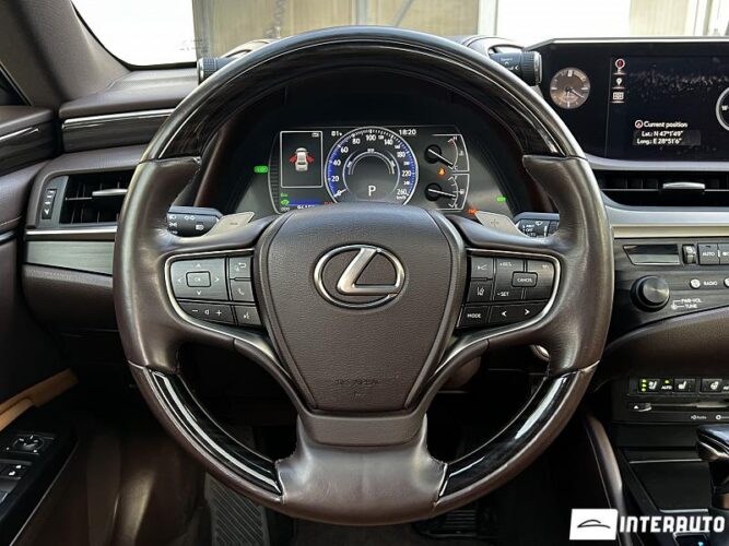 lexus ES 300h 2018