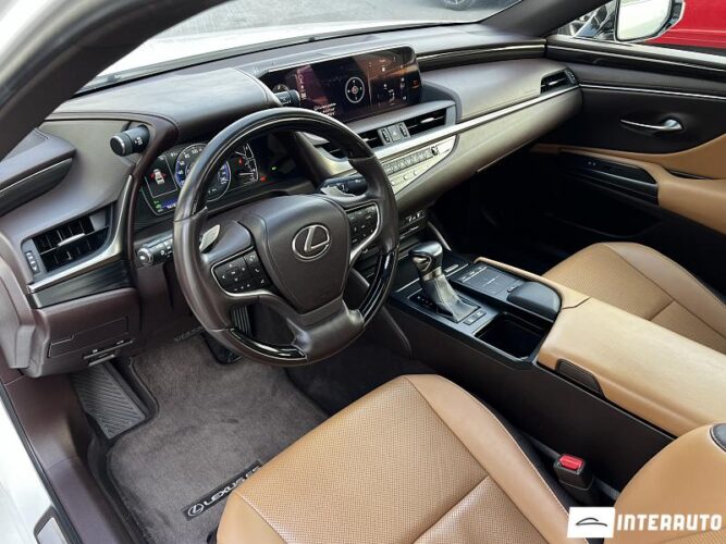 lexus ES 300h 2018