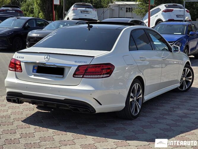 Mercedes E 250 37 mercedes E 250 2013