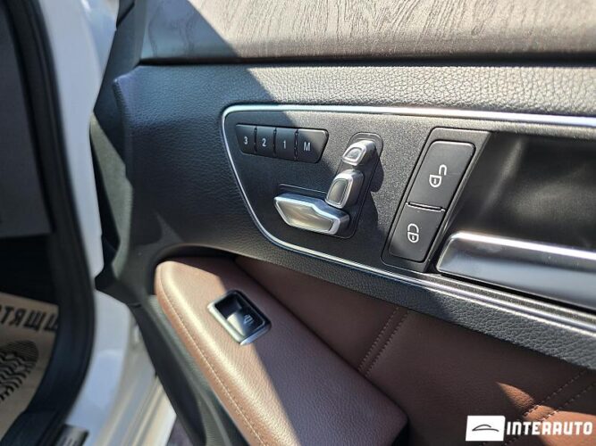 Mercedes E 250 52 mercedes E 250 2013