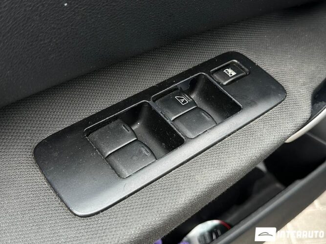 nissan Qashqai+2 2010