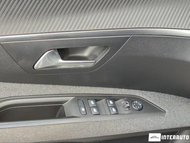 Peugeot 3008 41 peugeot 3008 2018