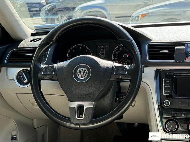 volkswagen Passat 2012