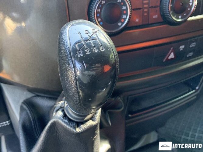 Mercedes Sprinter 38 mercedes Sprinter 2013