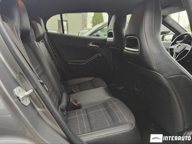 mercedes GLA 180 2015