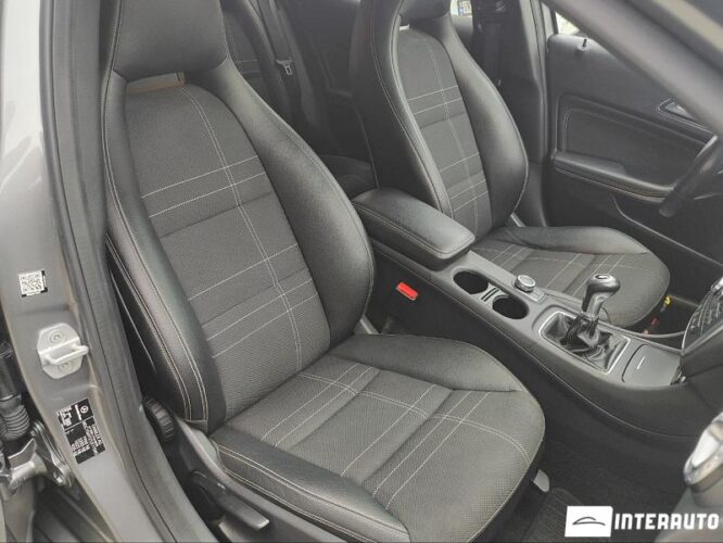 mercedes GLA 180 2015