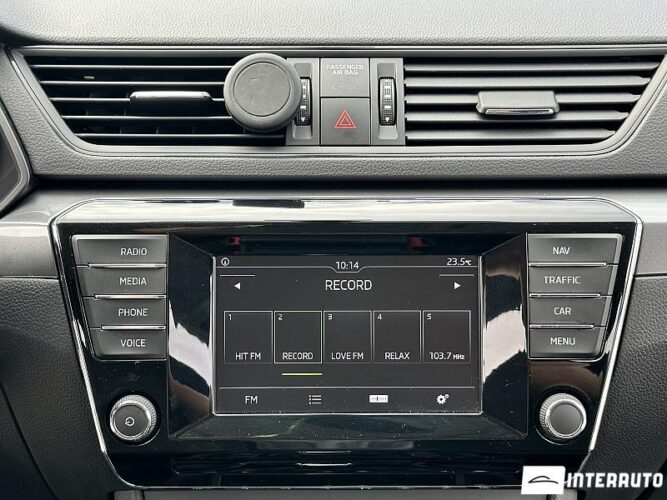 Skoda Superb 41 skoda Superb 2016