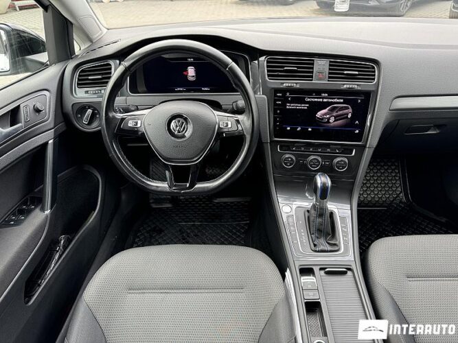 volkswagen e-Golf 2019