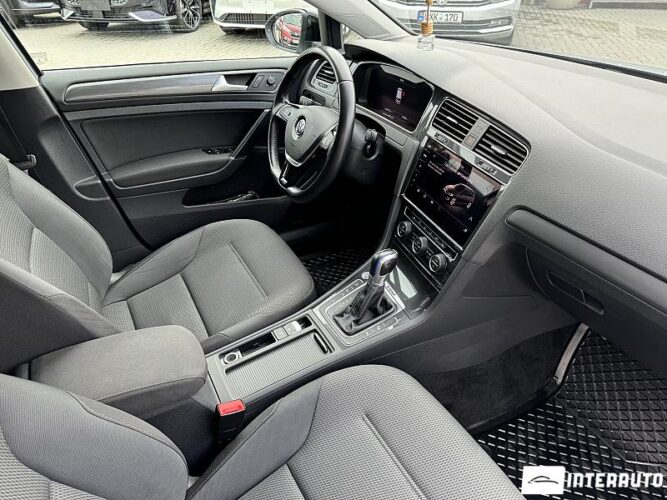 volkswagen e-Golf 2019