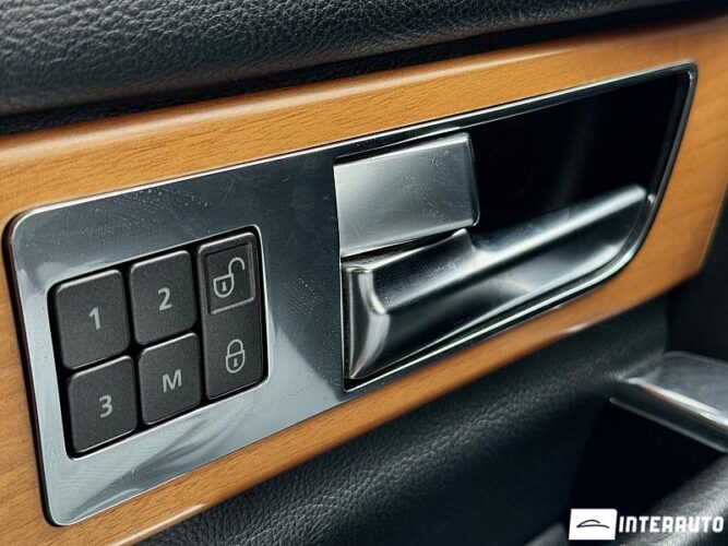 land rover Discovery 2012