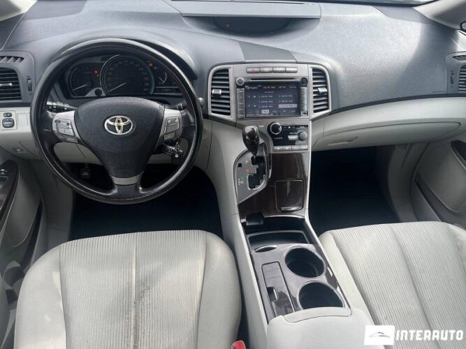 toyota Venza 2010