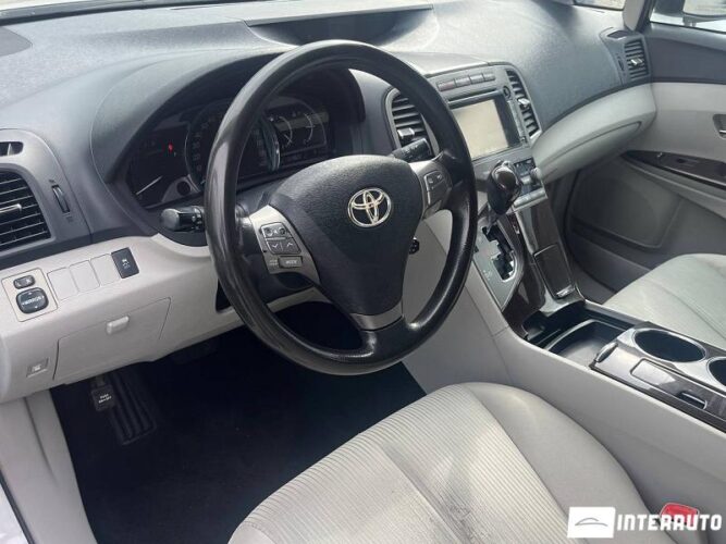 toyota Venza 2010