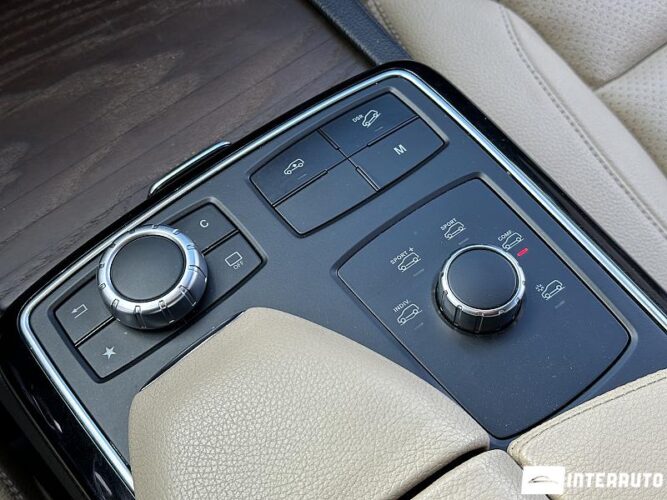 Mercedes GLE Coupe 400 44 mercedes GLE Coupe 400 2018