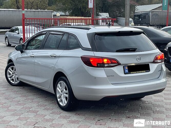 opel Astra 2017