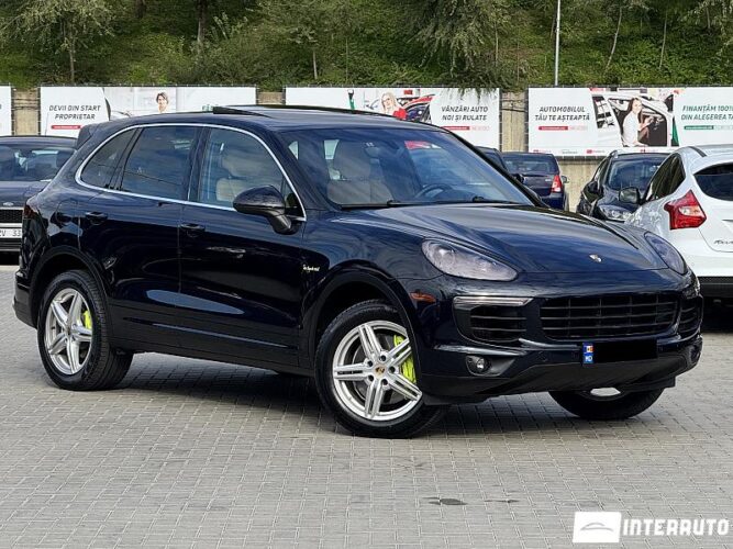 Porsche Cayenne S Hybrid 2014 doar la InterAuto