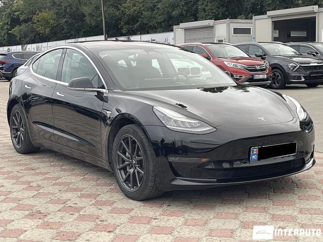 tesla Model 3 2018