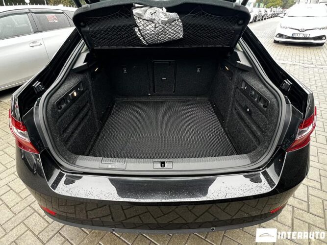 Skoda Superb 57 skoda Superb 2016