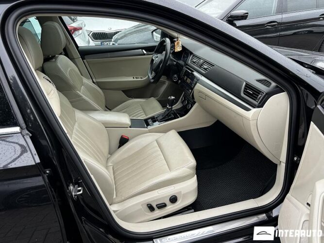 Skoda Superb 41 skoda Superb 2016