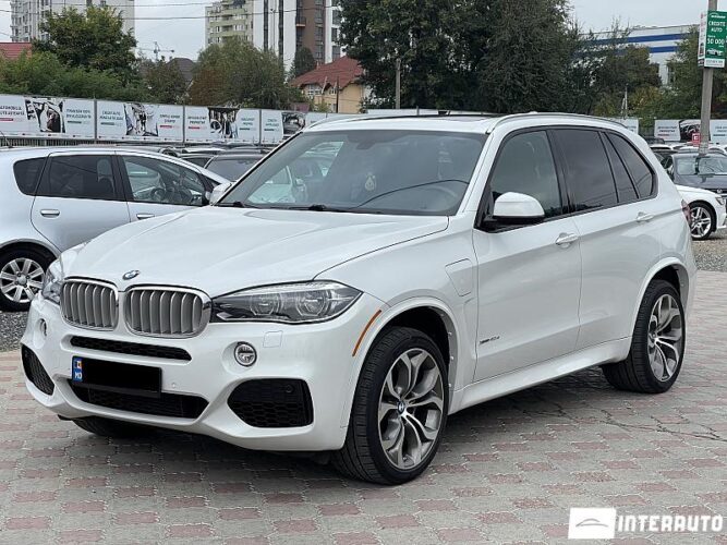 BMW X5 4.0e 2016 doar la InterAuto