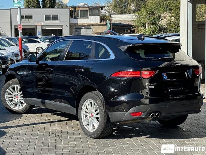 Jaguar F-Pace 40 jaguar F-Pace 2016