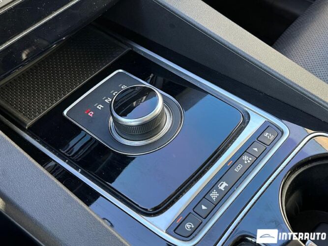 Jaguar F-Pace 48 jaguar F-Pace 2016