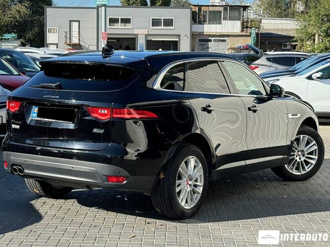Jaguar F-Pace 39 jaguar F-Pace 2016