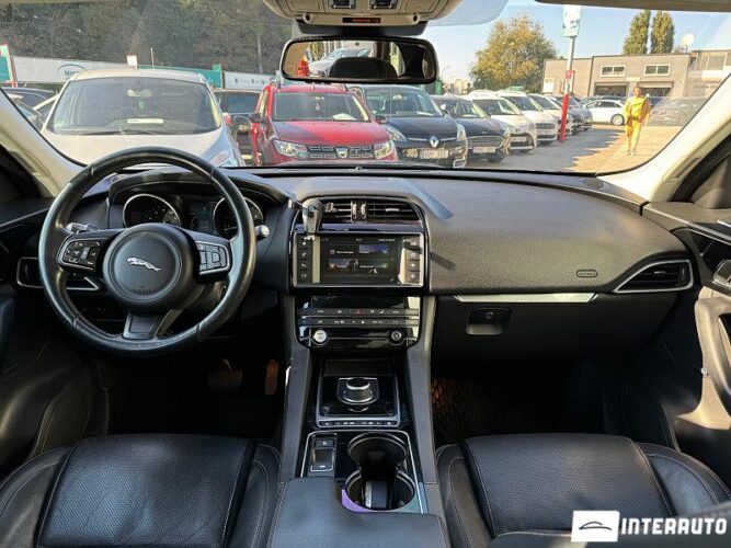 Jaguar F-Pace 44 jaguar F-Pace 2016