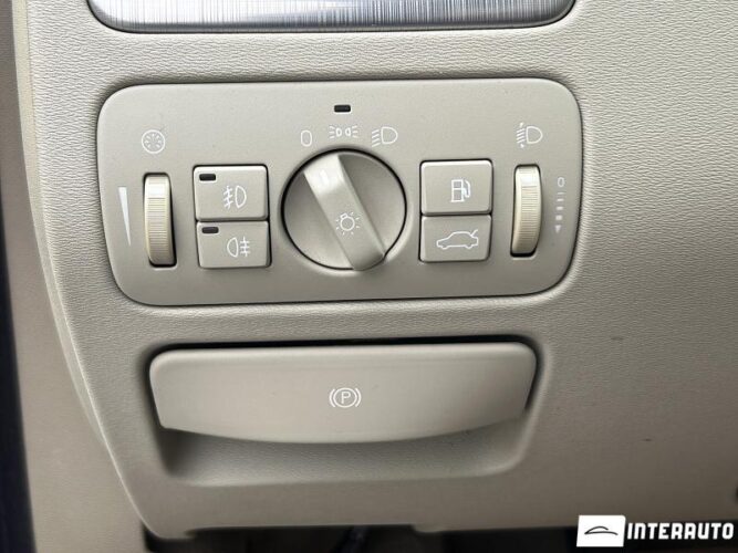 Volvo S 80 36 interauto-car