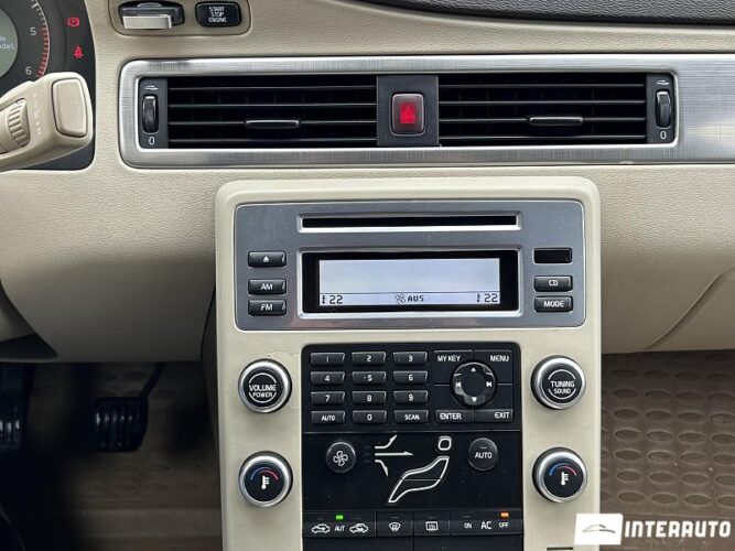 Volvo S 80 38 interauto-car