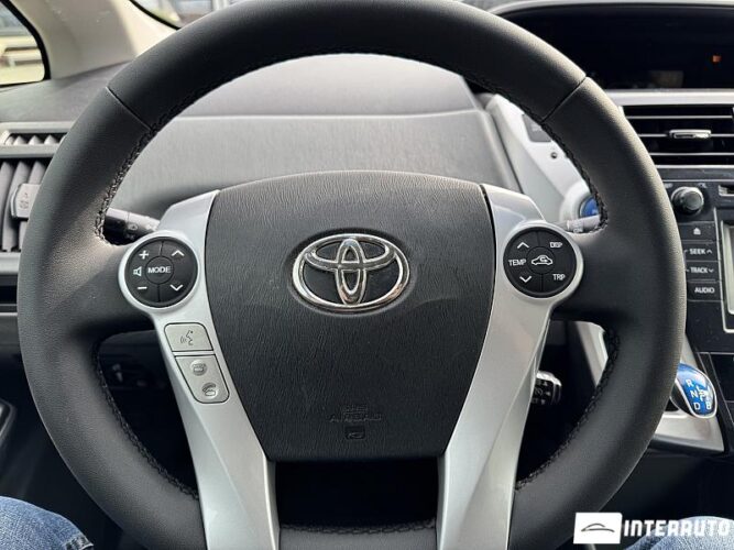 toyota Prius Plus / V 2012