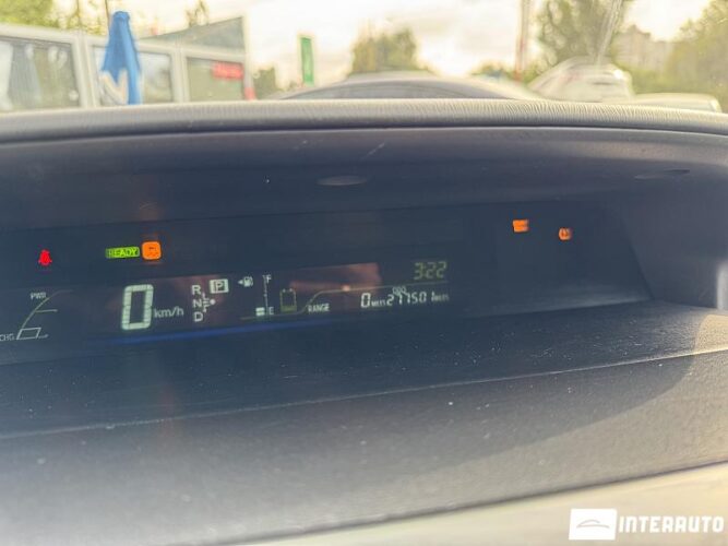 toyota Prius Plus / V 2012