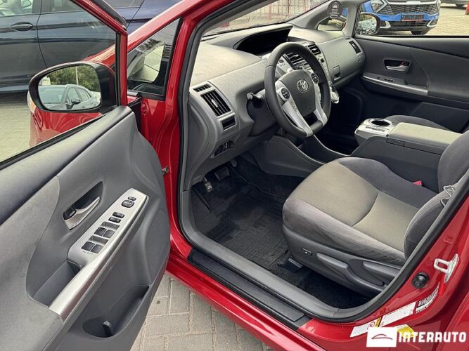 toyota Prius Plus / V 2012